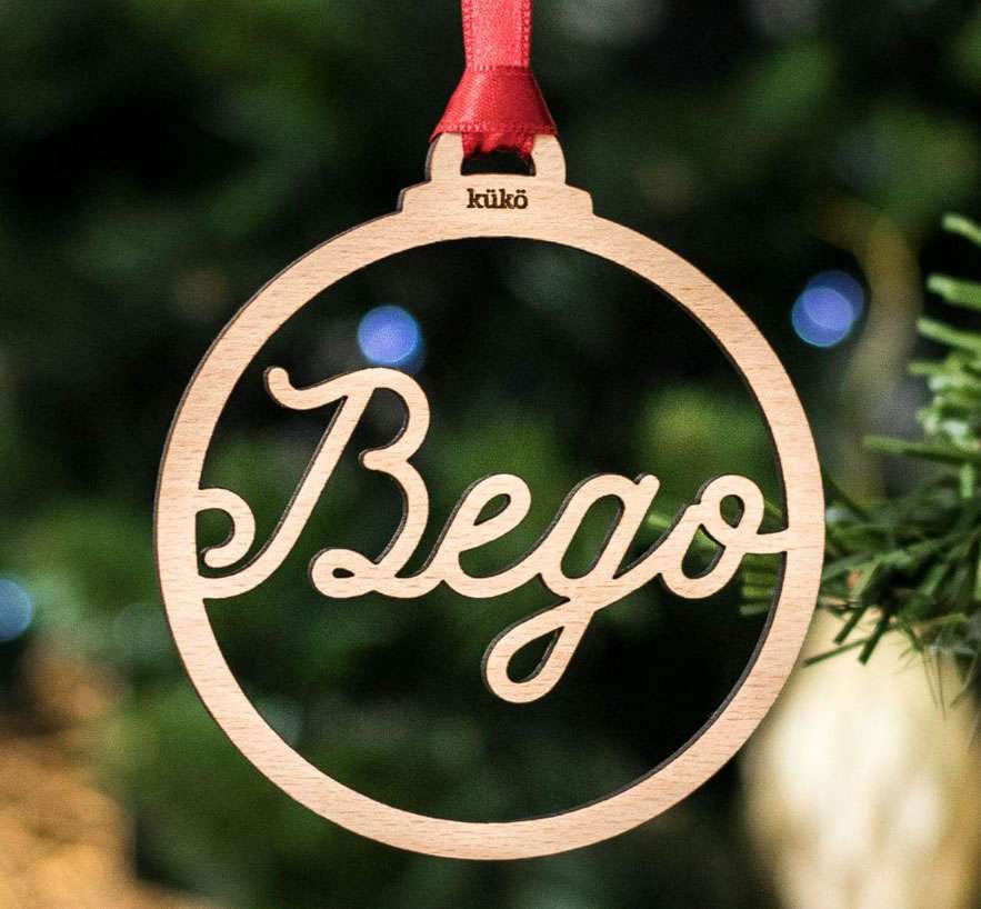 Bola personalizada Navidad con nombre en madera
